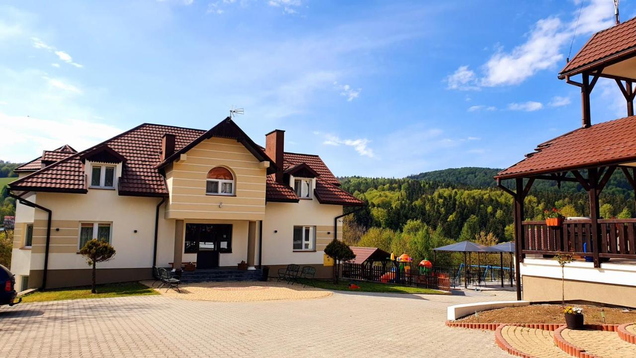 Villa Dom Pod Lipa à Rymanów-Zdrój Extérieur photo