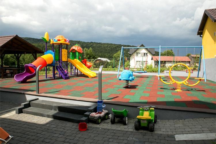 Villa Dom Pod Lipa à Rymanów-Zdrój Extérieur photo