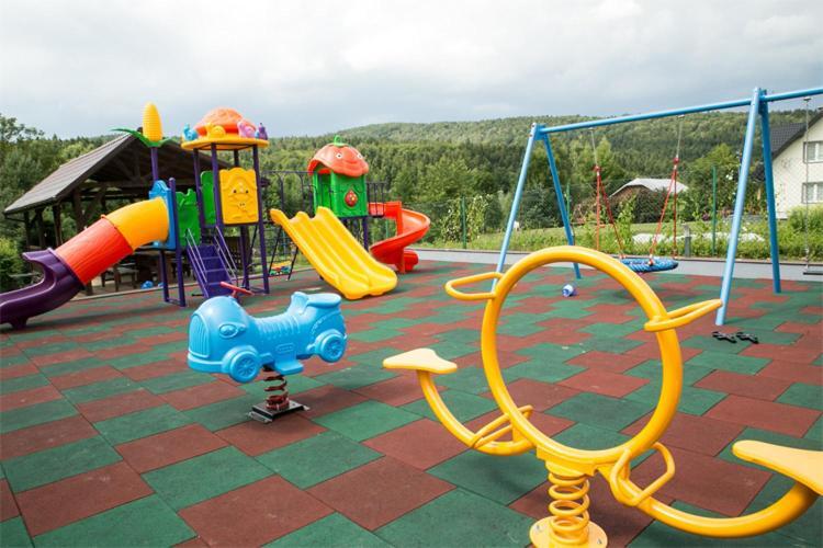 Villa Dom Pod Lipa à Rymanów-Zdrój Extérieur photo